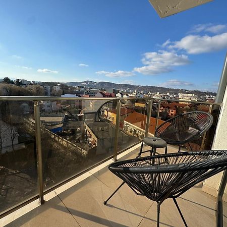Novapart Akaasia Cluj-Napoca Luaran gambar